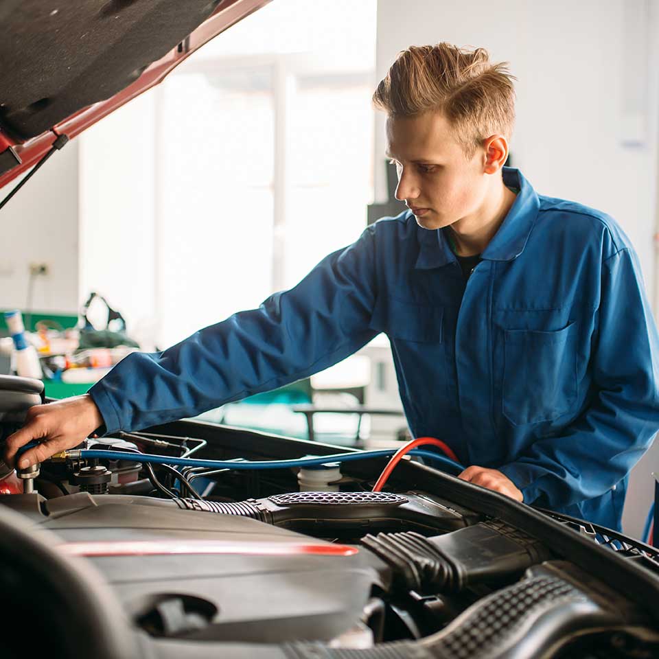 Batterie-, Glas- & Klimaservice bei ZEMKE für VW, Audi, SEAT, CUPRA & VW Nutzfahrzeuge