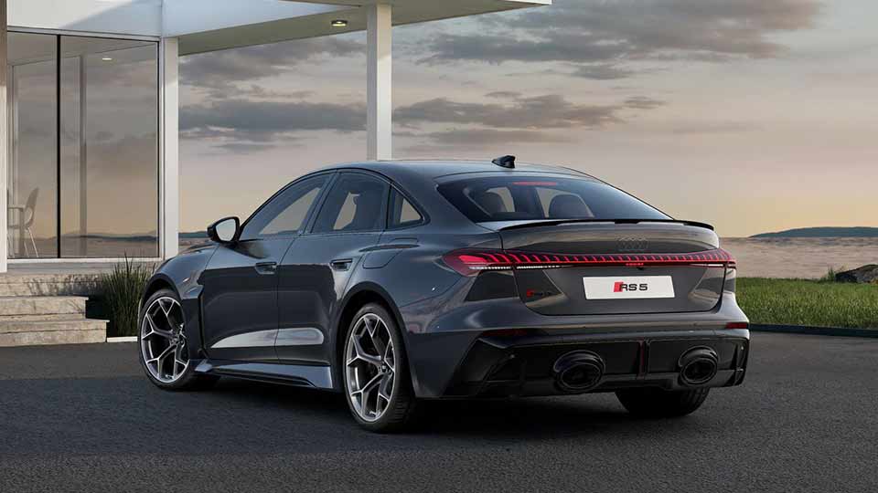 Audi RS 5 Limousine, grau, Heckansicht