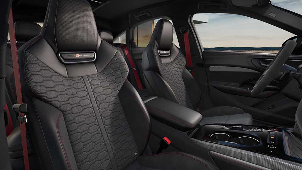 Audi RS 5 Limousine, grau, Interieur